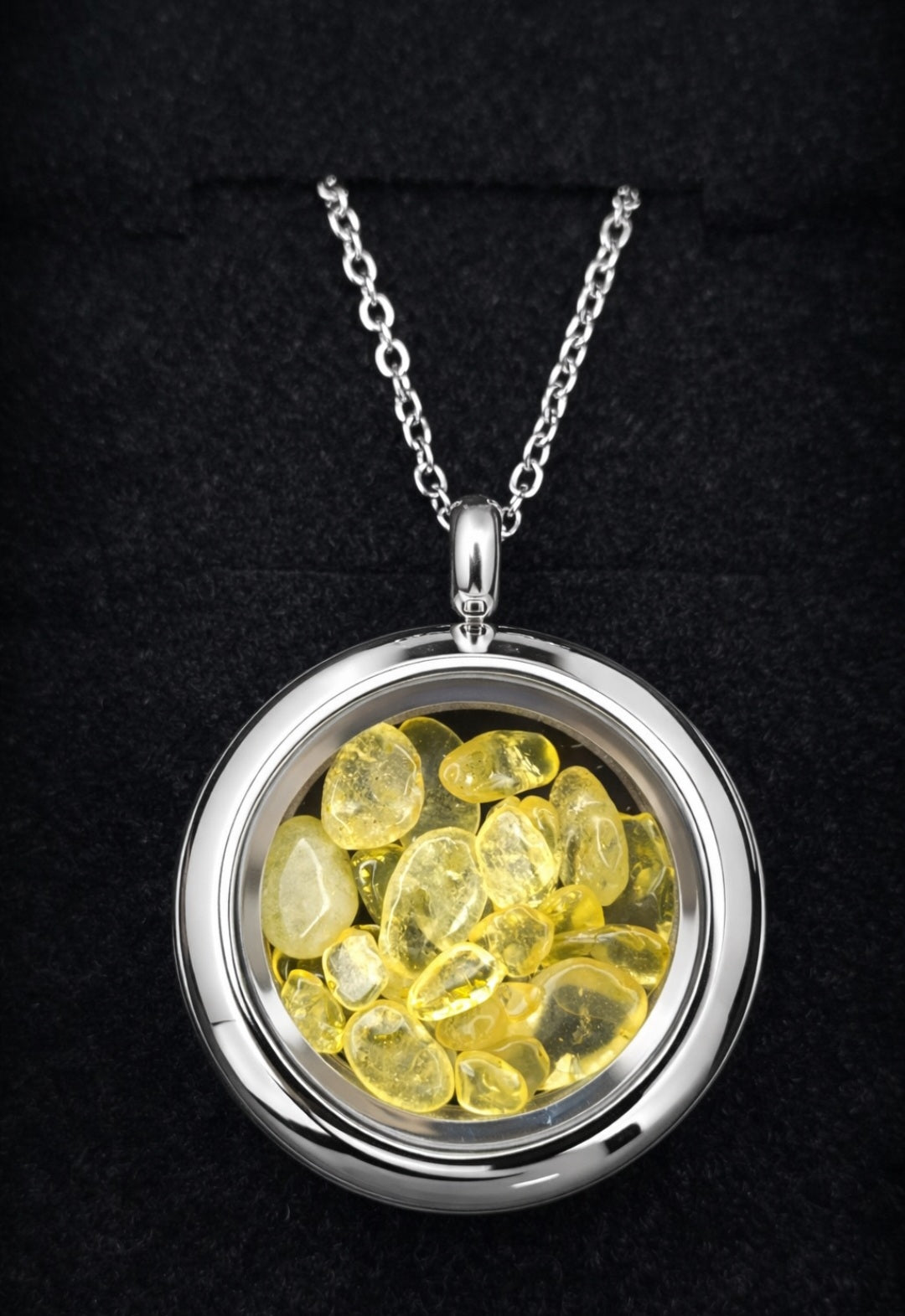 Inner light crystal pendant