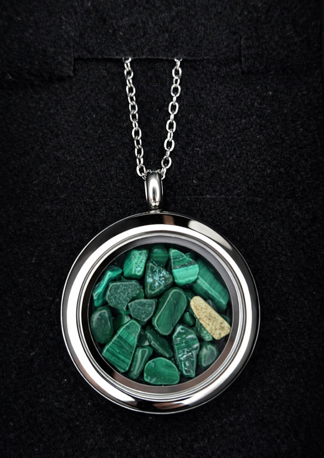 Inner light crystal pendant