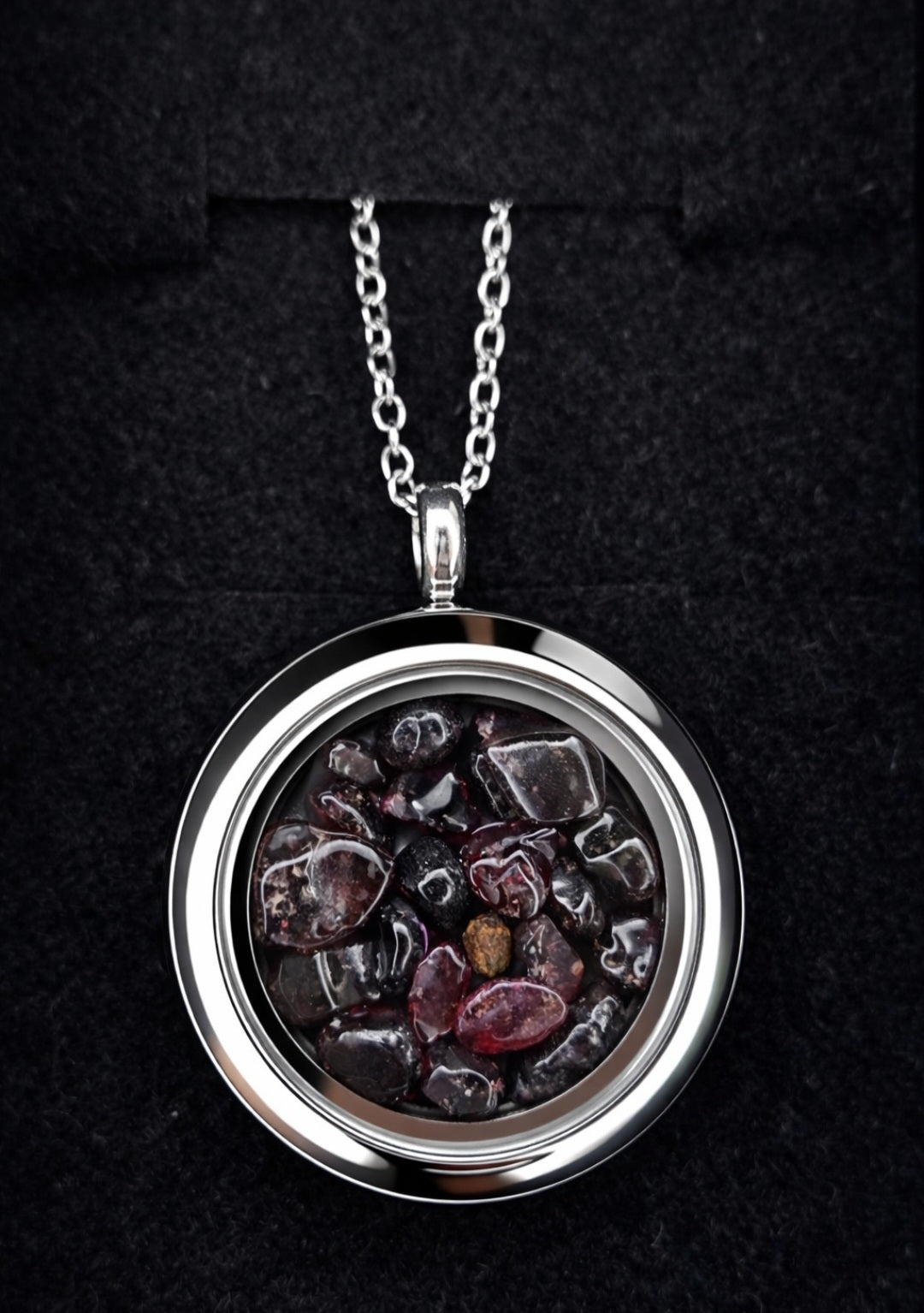 Inner light crystal pendant