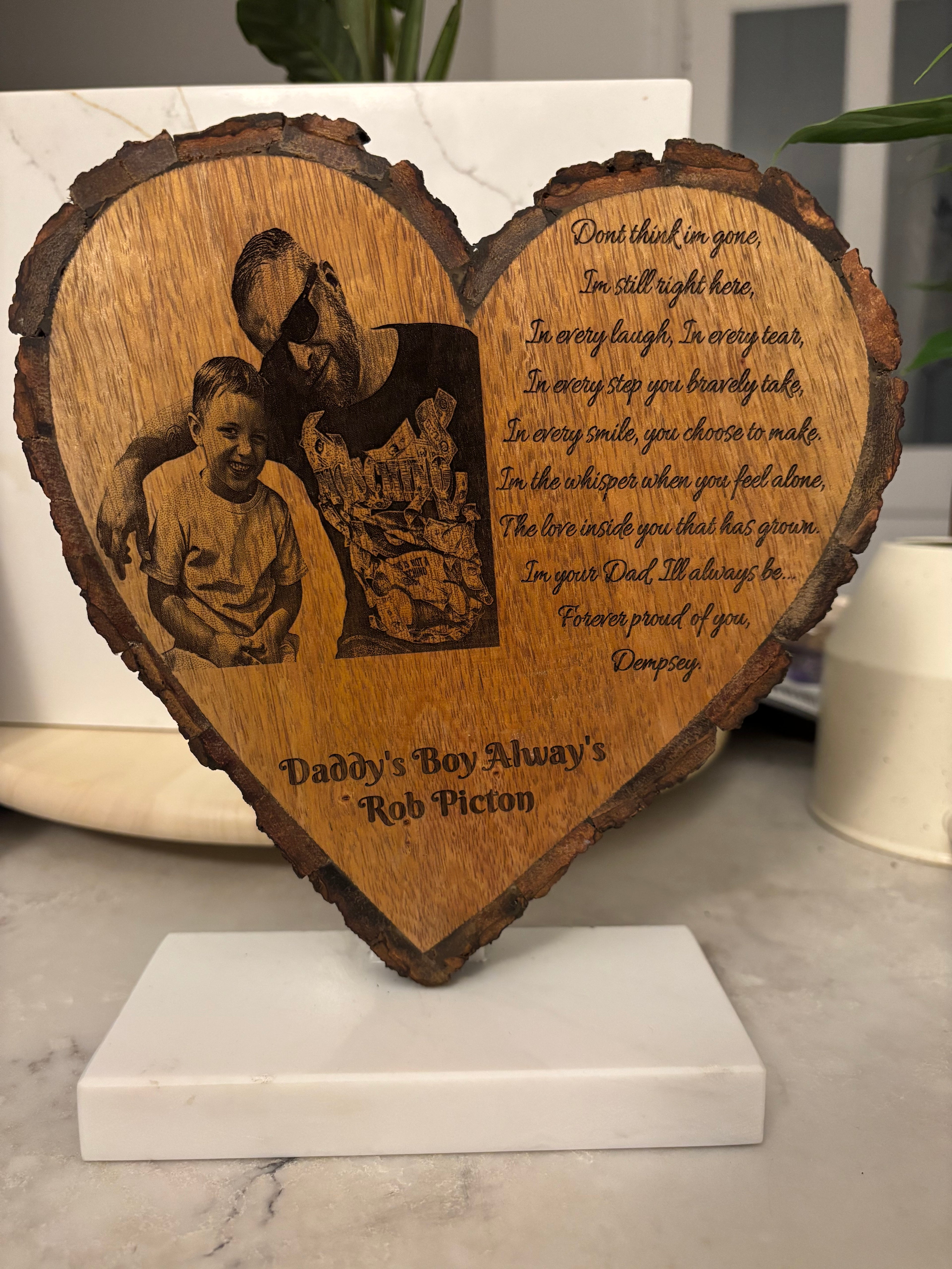 Personalised Heart Memorial Plaque with Quartz stone stand – Engraved Wooden Photo Tribute, Custom Remembrance Gift UK